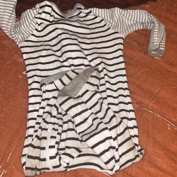 Baby PJS - Picture 6 of 6